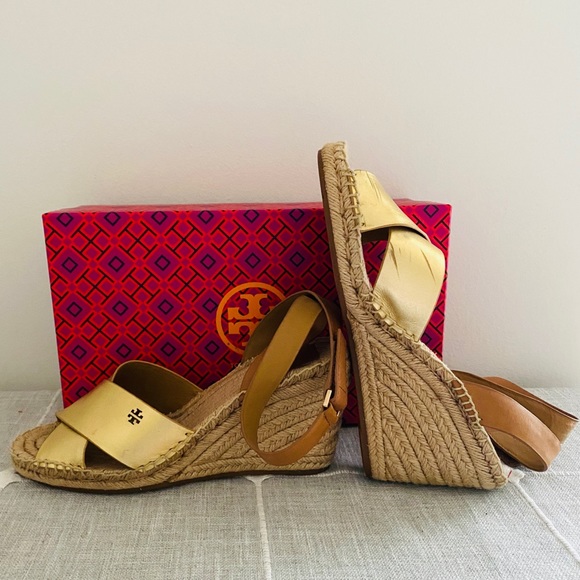 Tory Burch gold wedges - Picture 3 of 4
